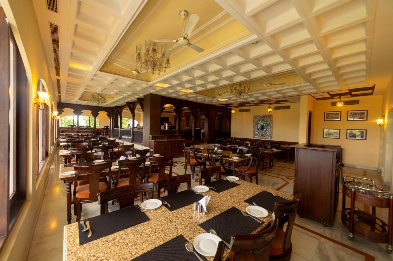 Hotel Hilltop Palace Udaipur Dış mekan fotoğraf