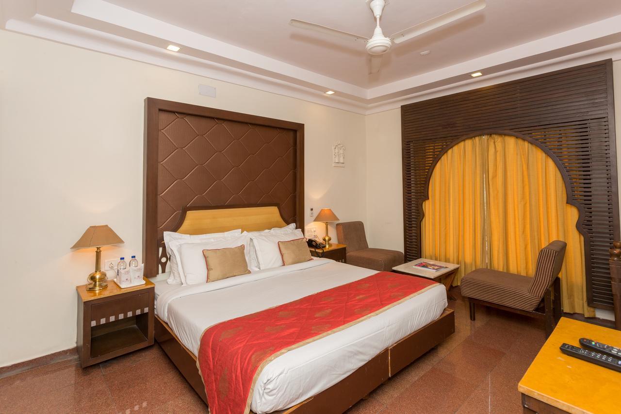 Hotel Hilltop Palace Udaipur Dış mekan fotoğraf